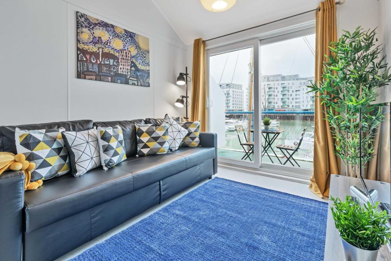 On The Water With Free Parking - By My Getaways Apartment Brighton Ngoại thất bức ảnh